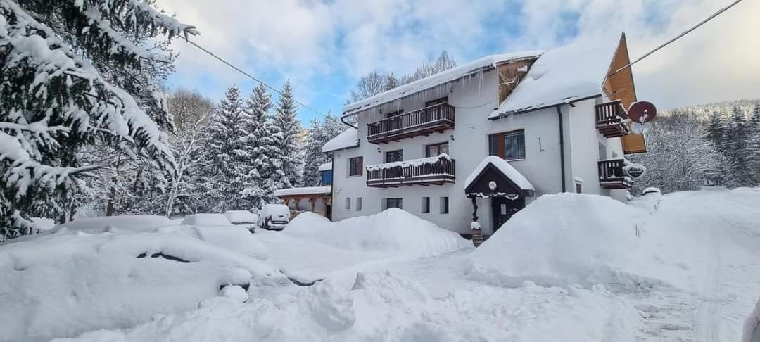 Penzion Zázrifka Zázrivá Exterior foto